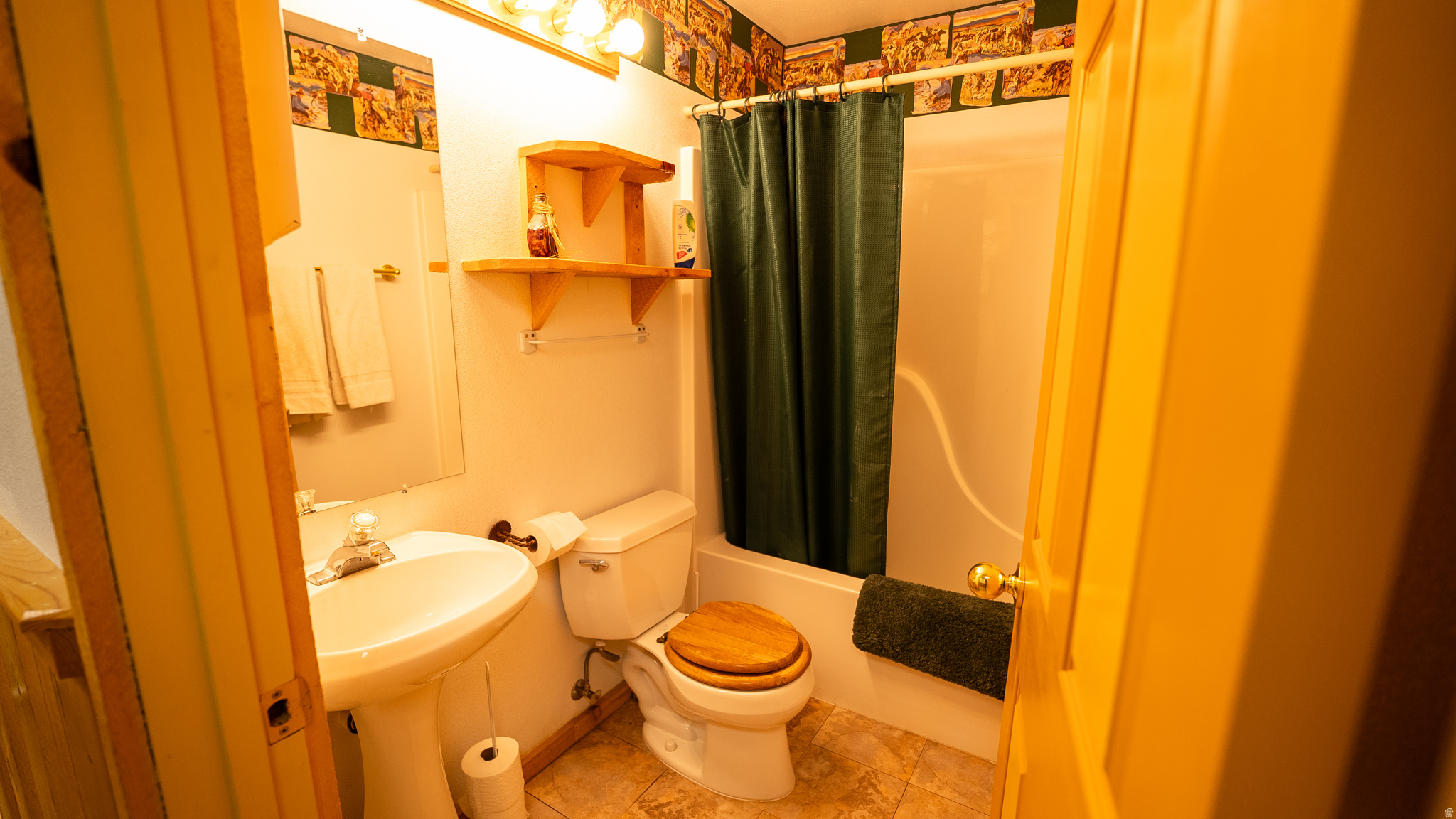 main property photo 27