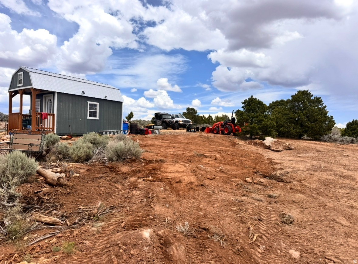 main property photo 14