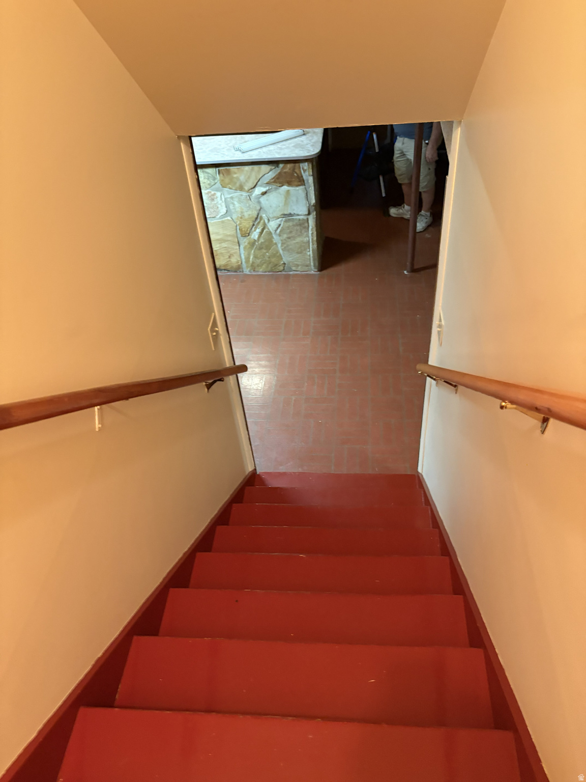 main property photo 30