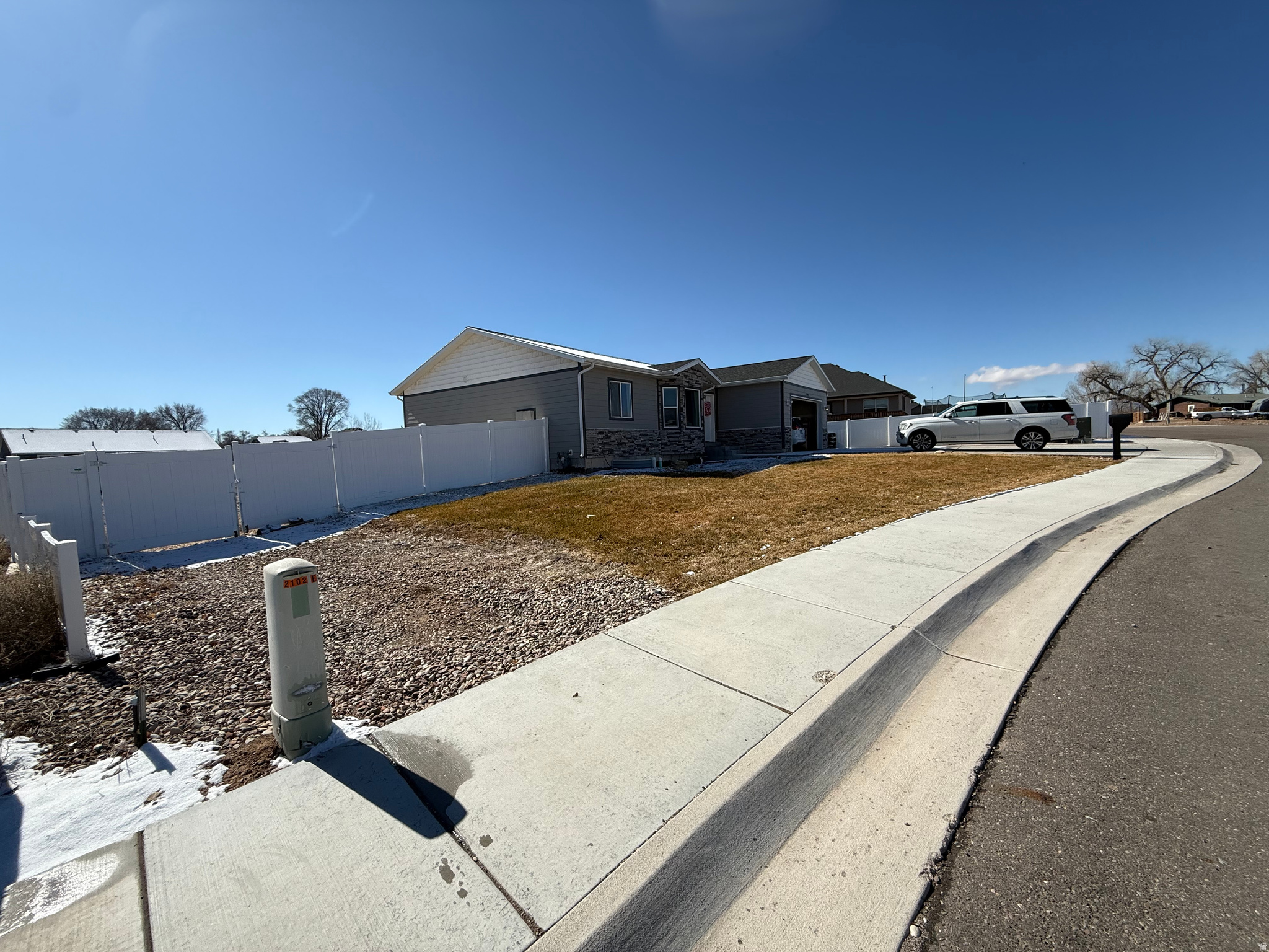 main property photo 57