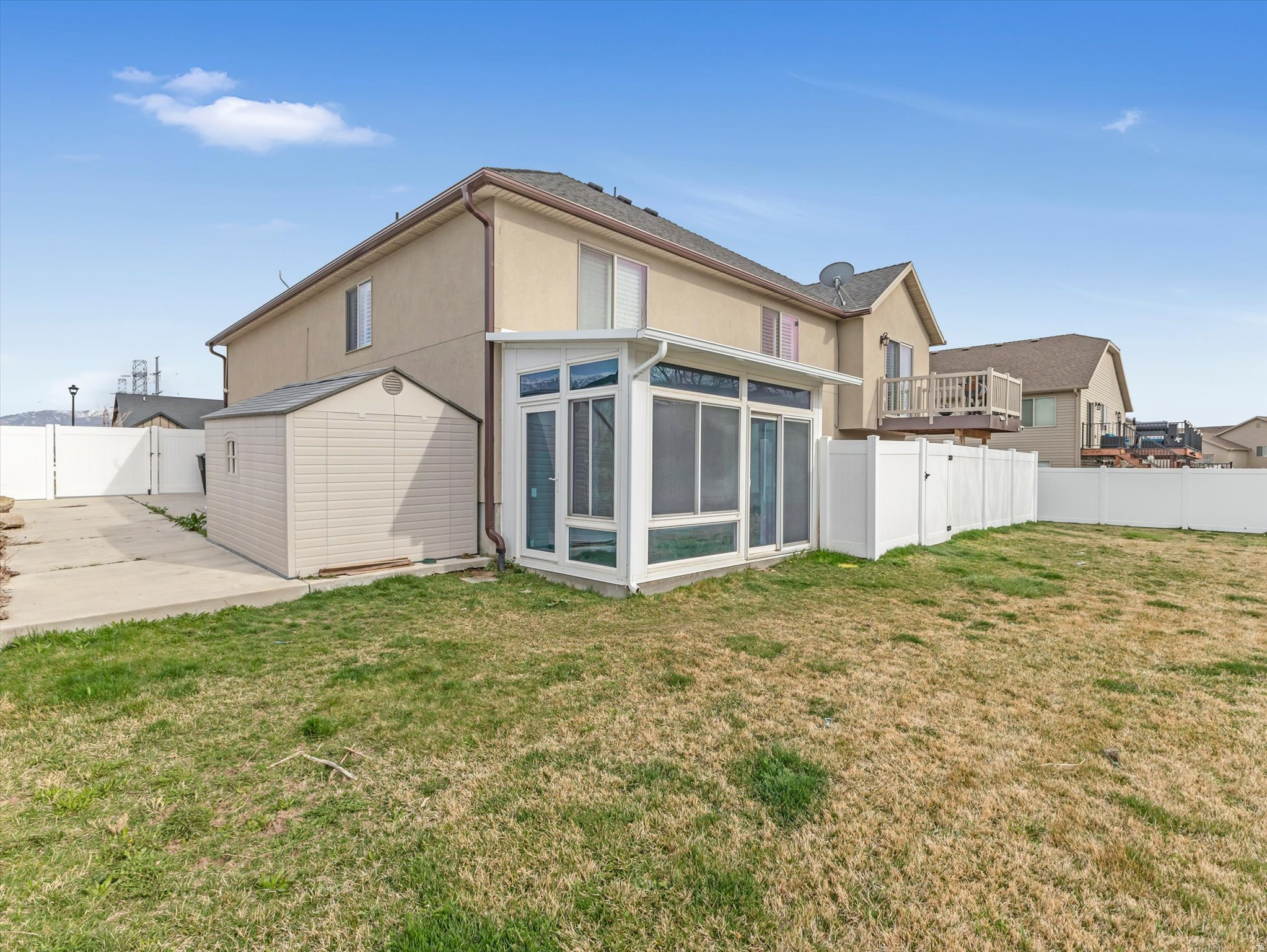 main property photo 21