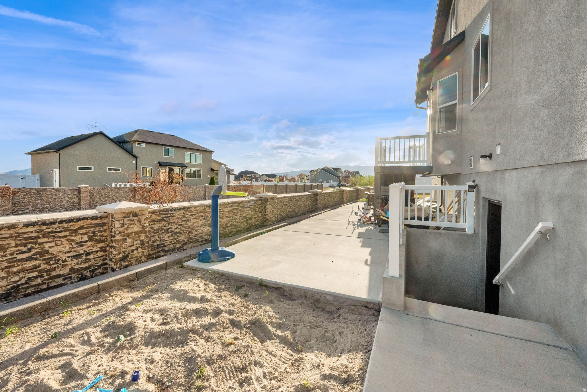 main property photo 49