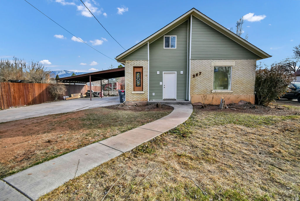 main property photo 25