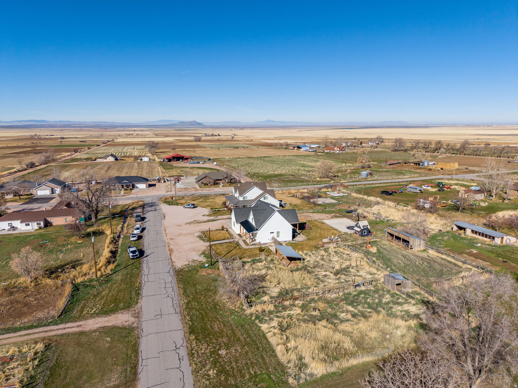main property photo 49