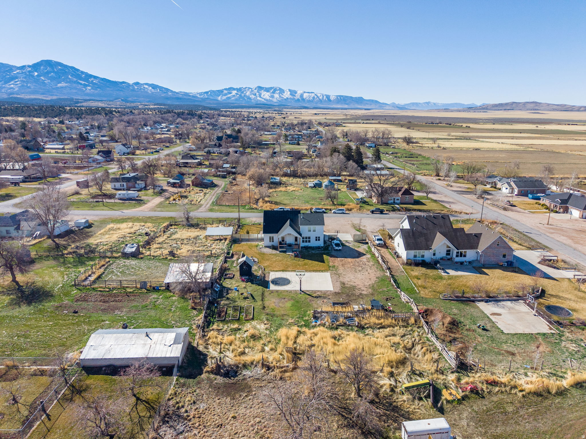 main property photo 50