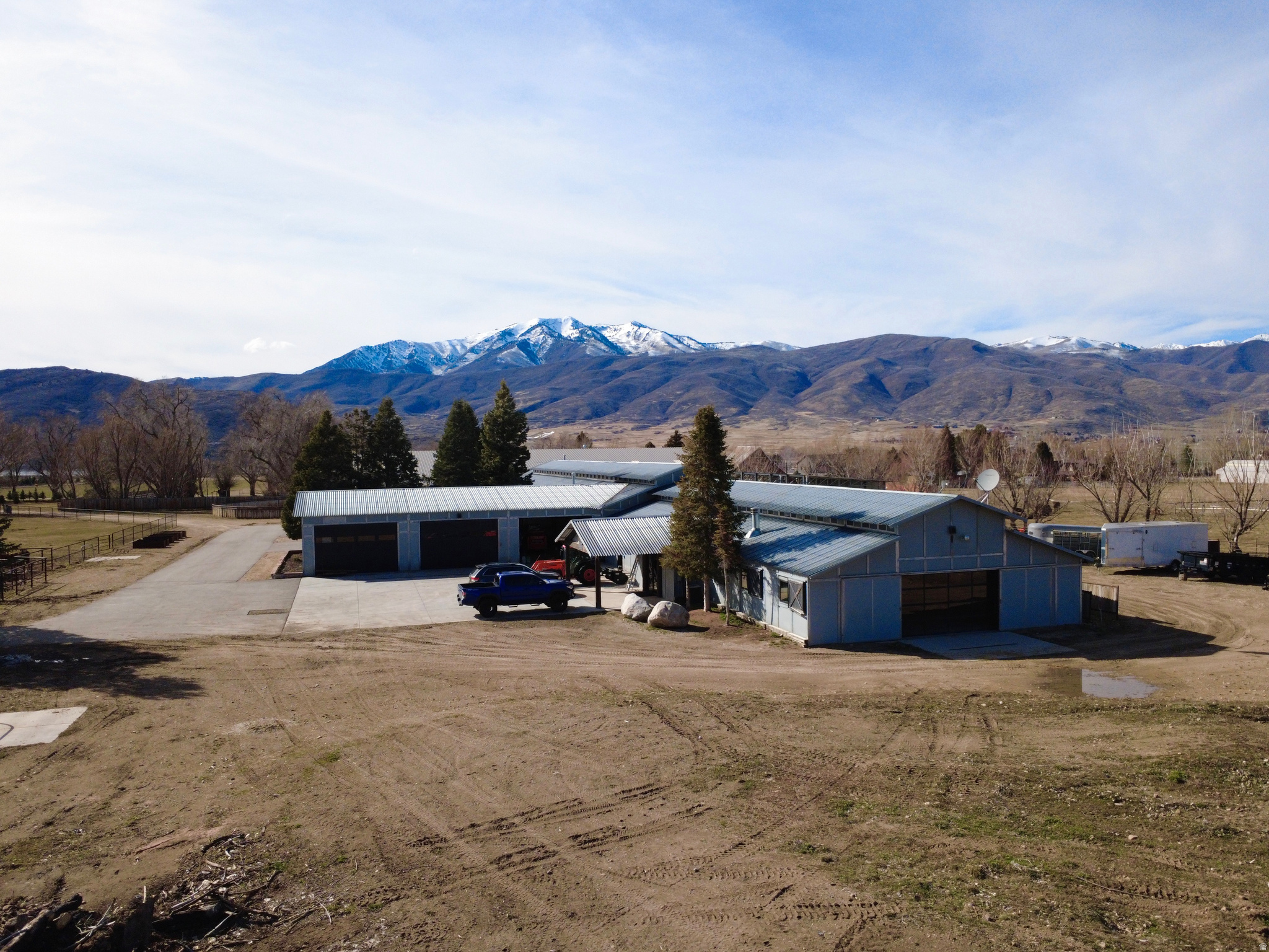 main property photo 11