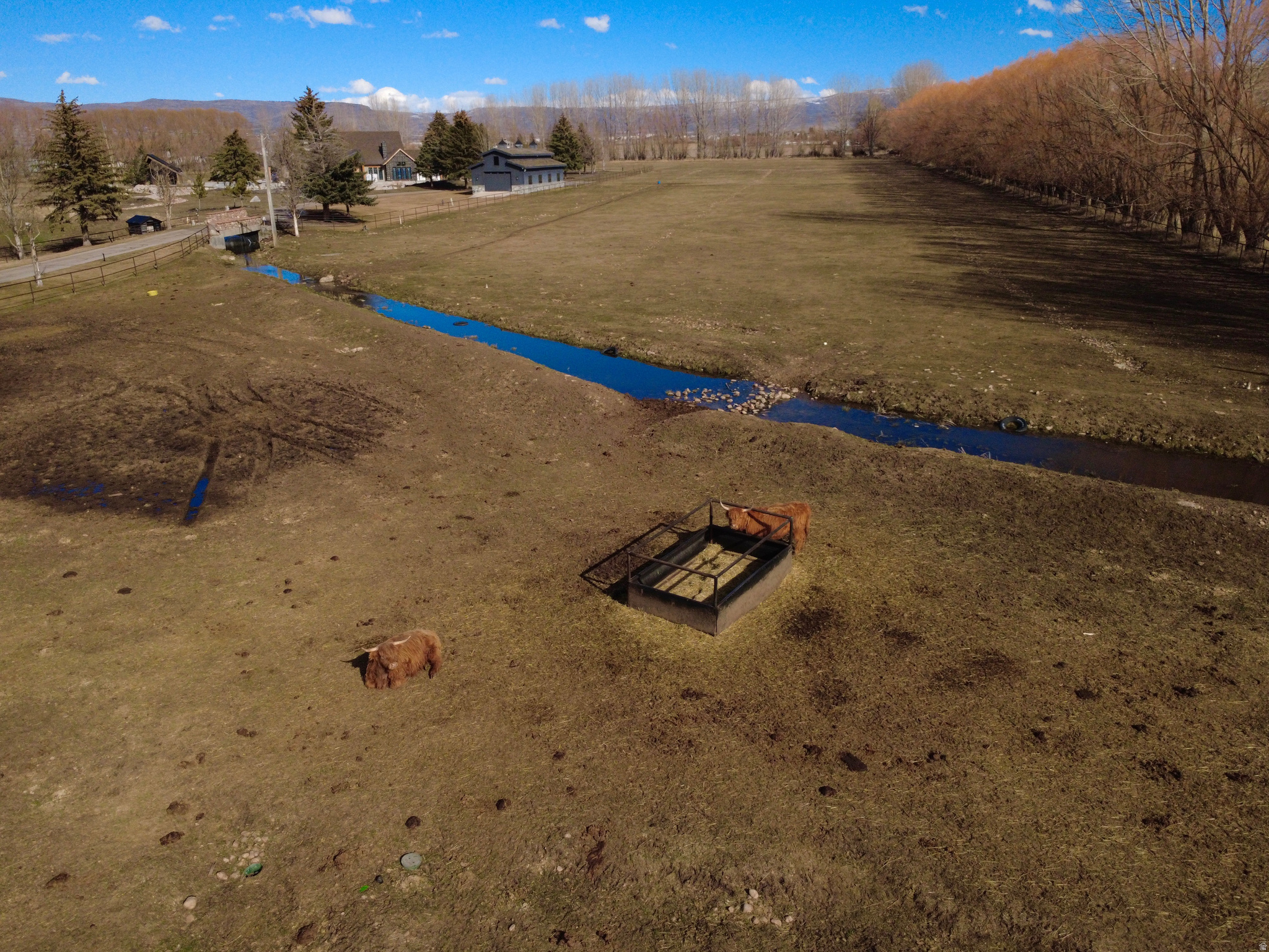 main property photo 19