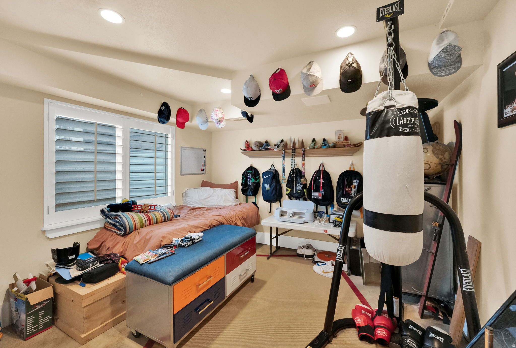 main property photo 34