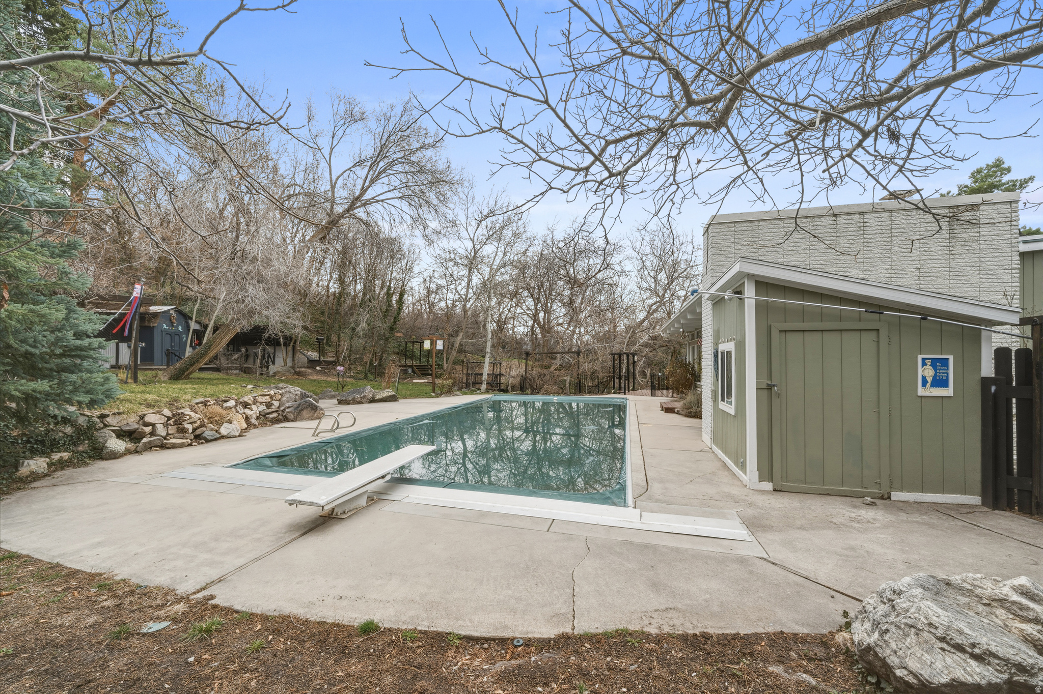 main property photo 44