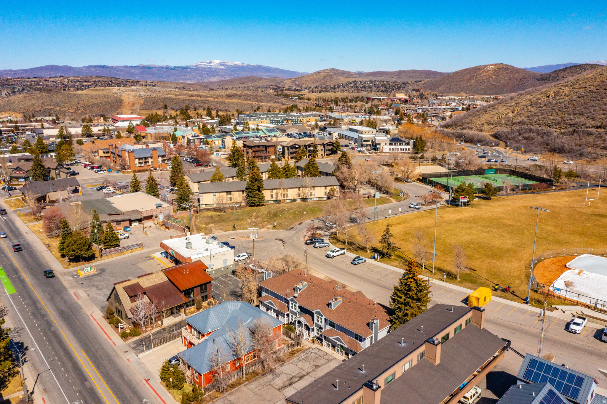 main property photo 40