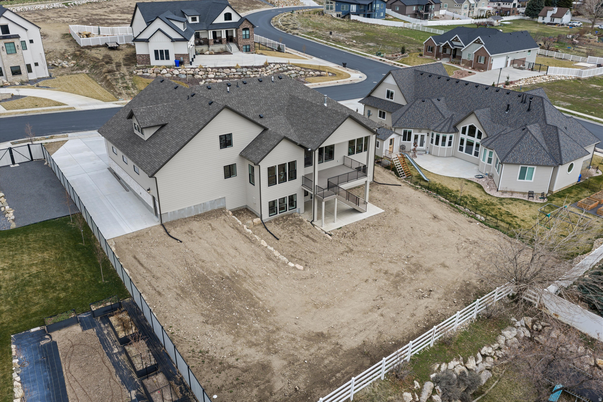 main property photo 56