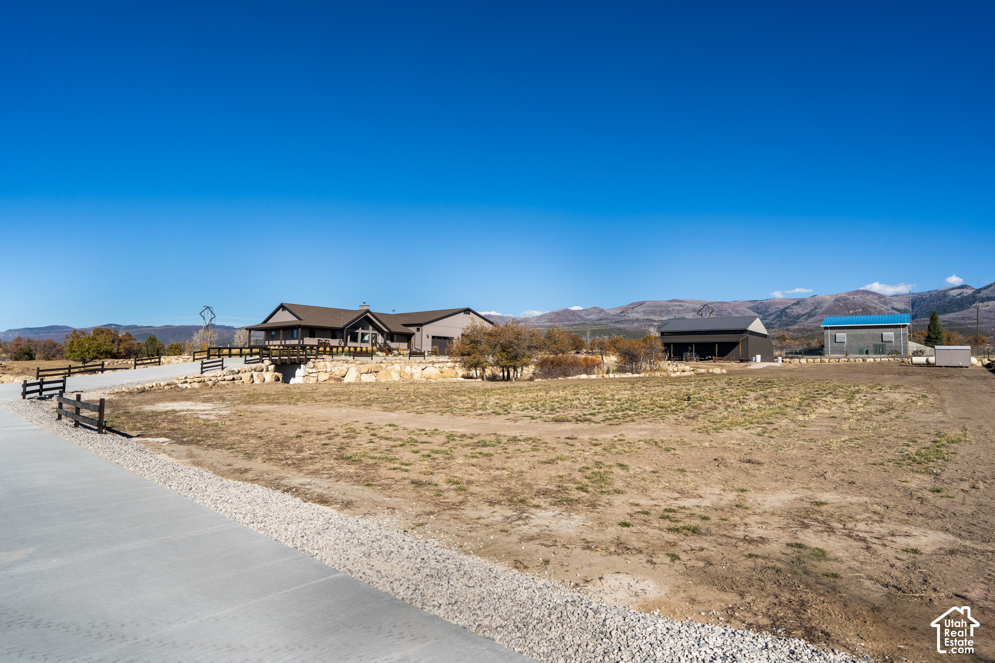 main property photo 99