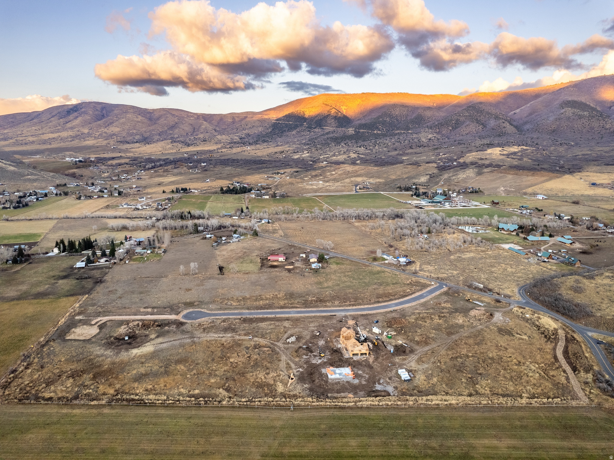 main property photo 8