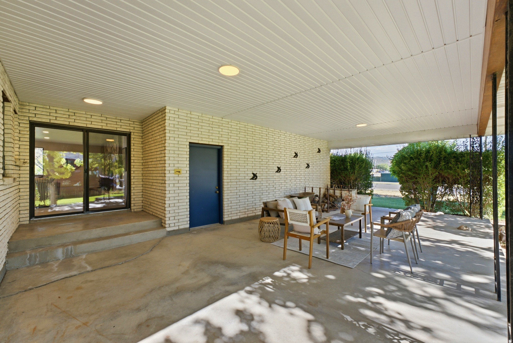 main property photo 44
