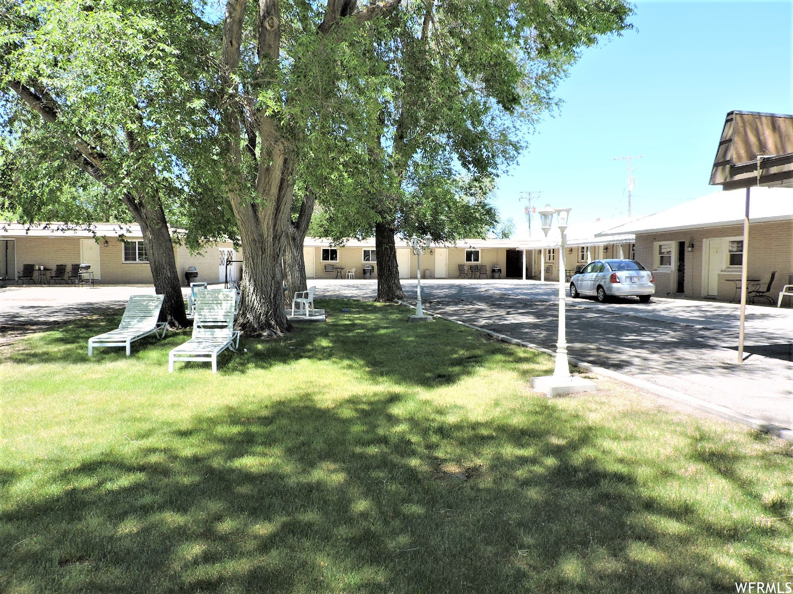 main property photo 11