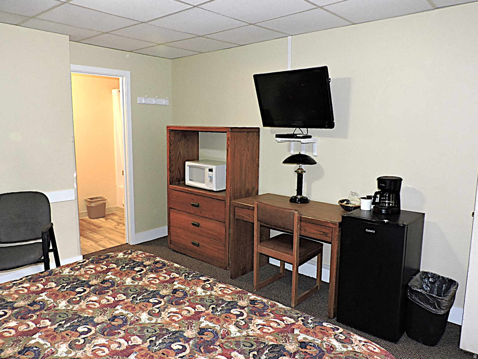 main property photo 22