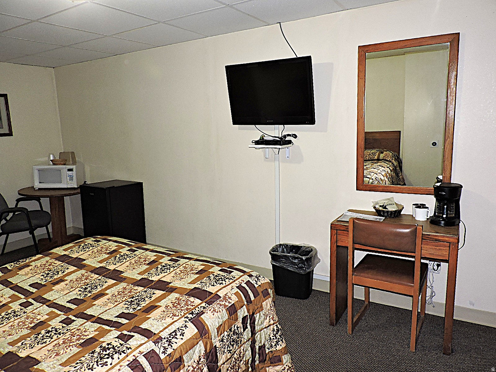 main property photo 42