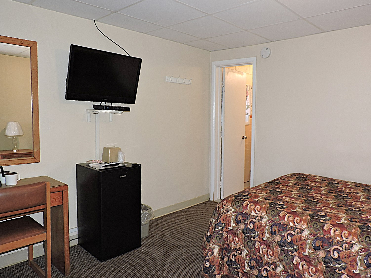main property photo 47