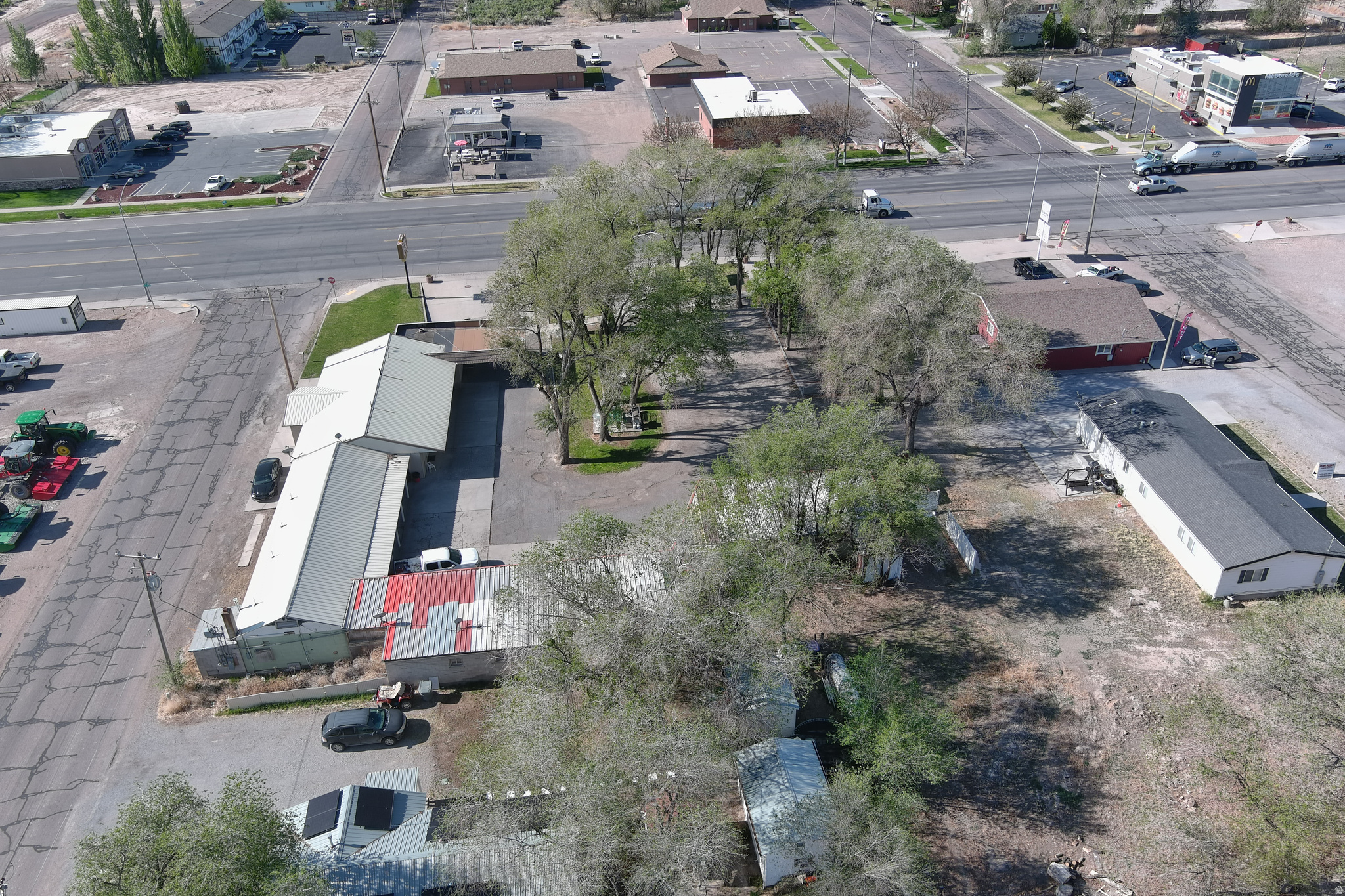 main property photo 70