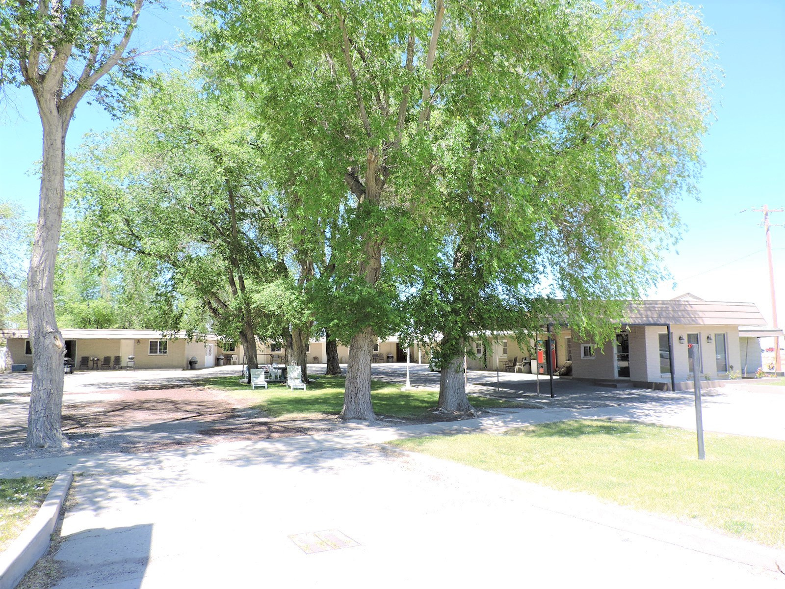 main property photo 8