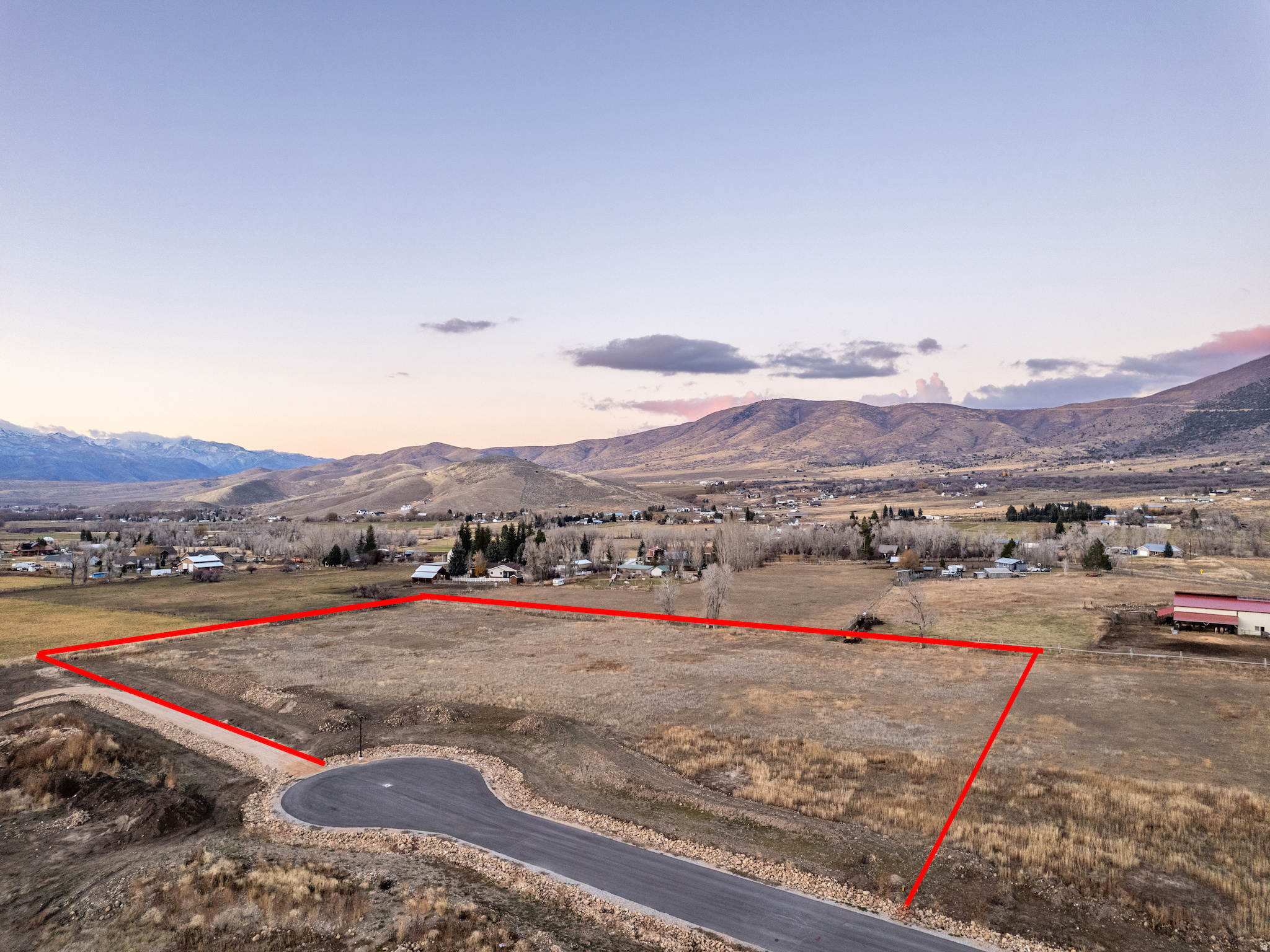 main property photo 3