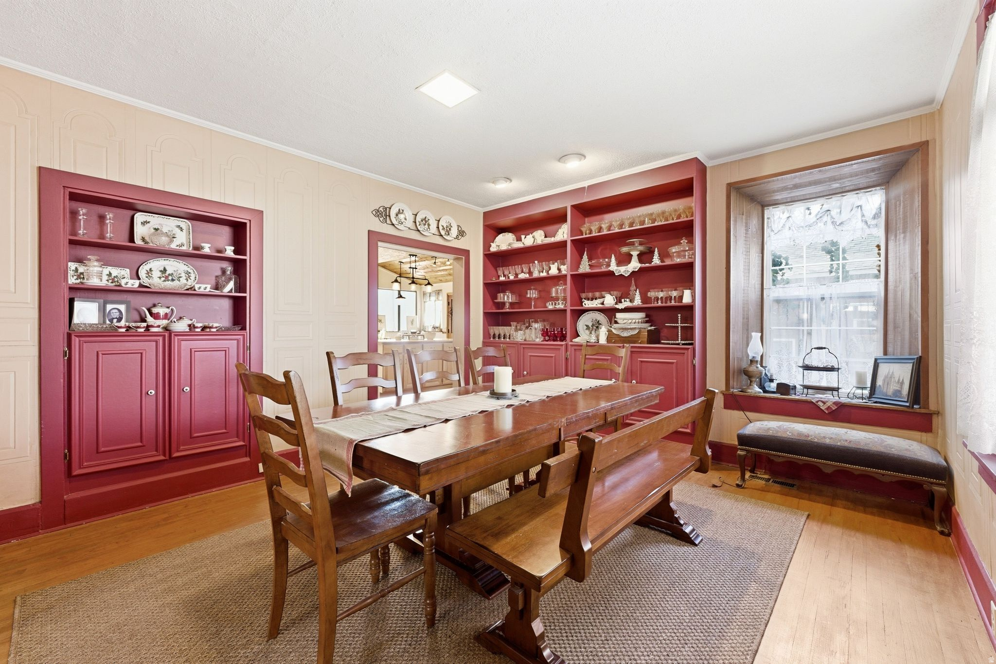 main property photo 13