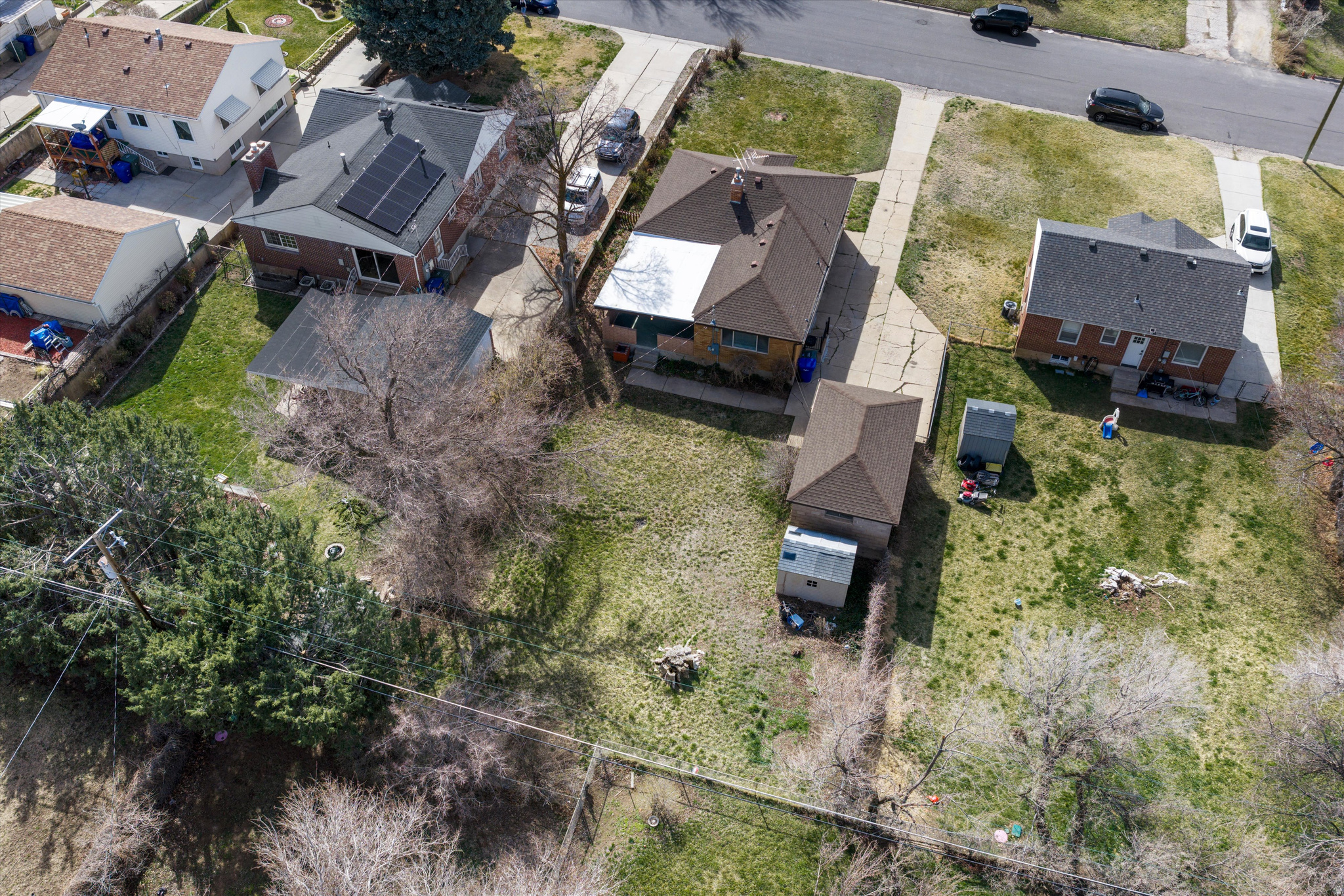 main property photo 30