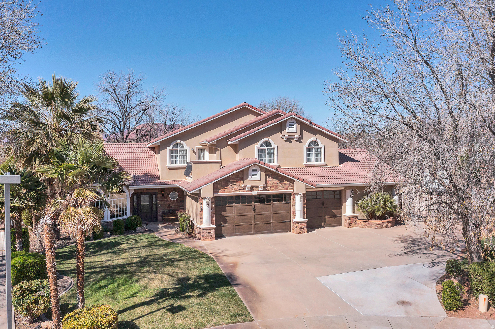 main property photo 70