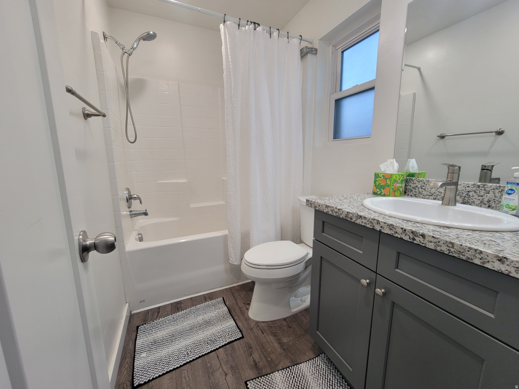 main property photo 17