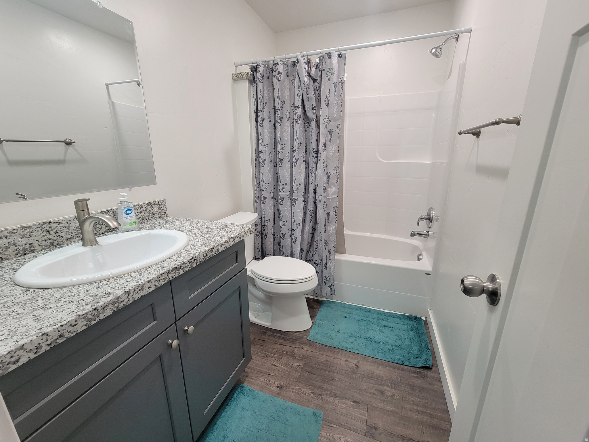 main property photo 18