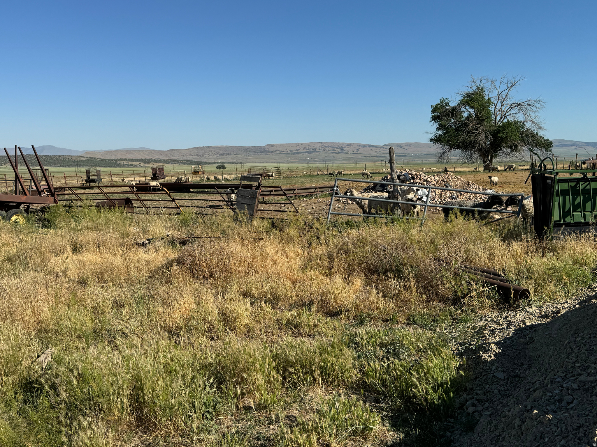 main property photo 16