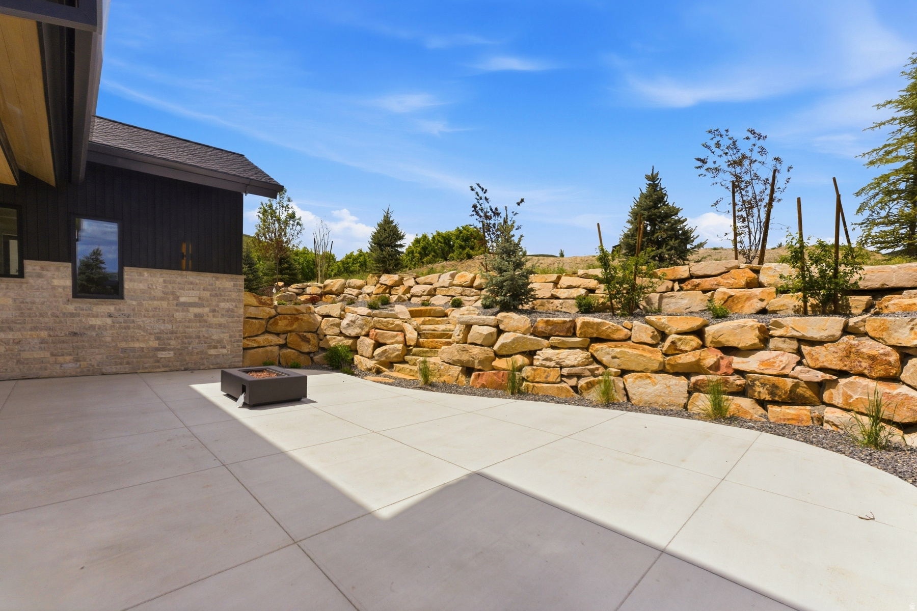 main property photo 59