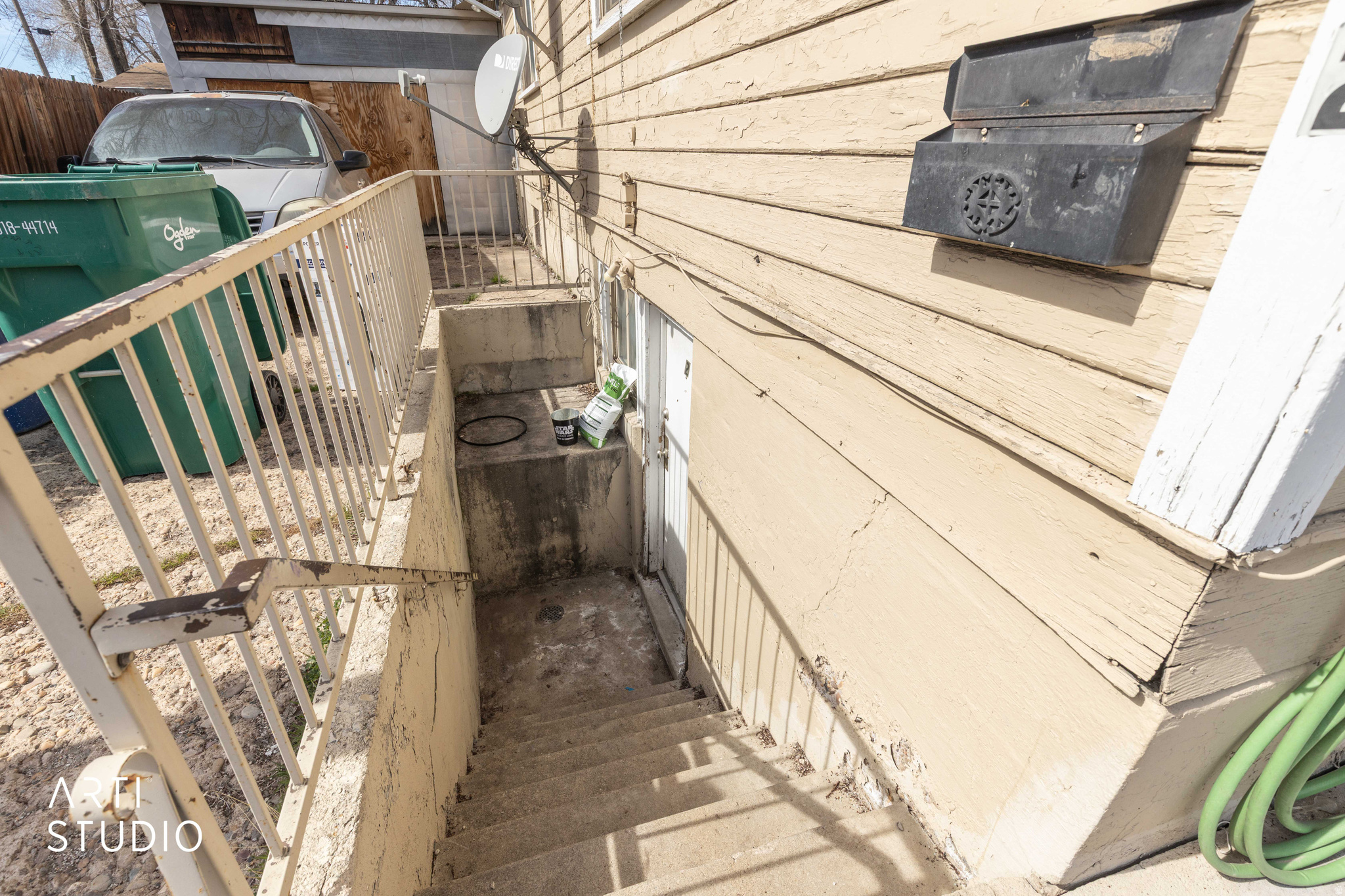 main property photo 12