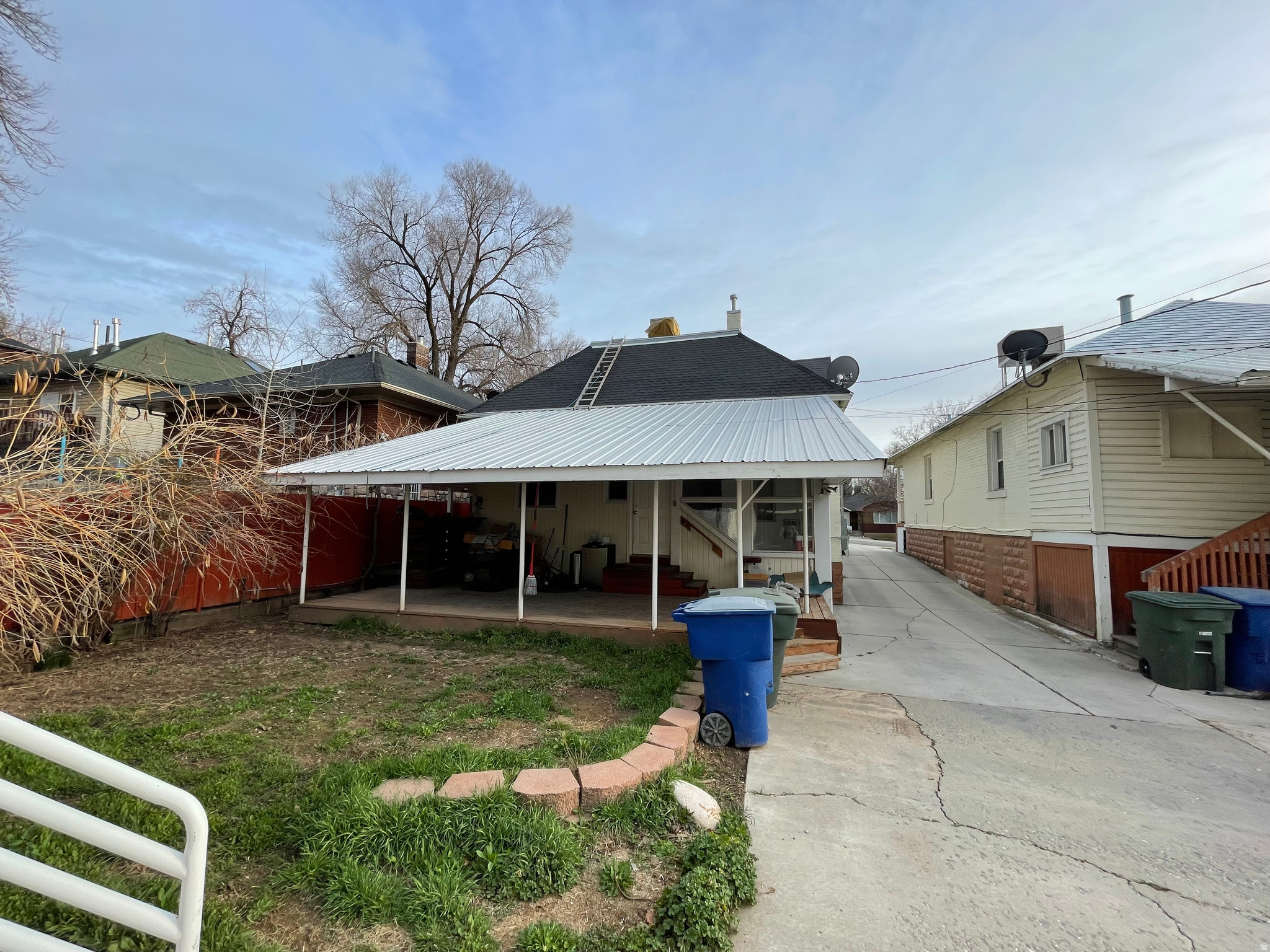 main property photo 3