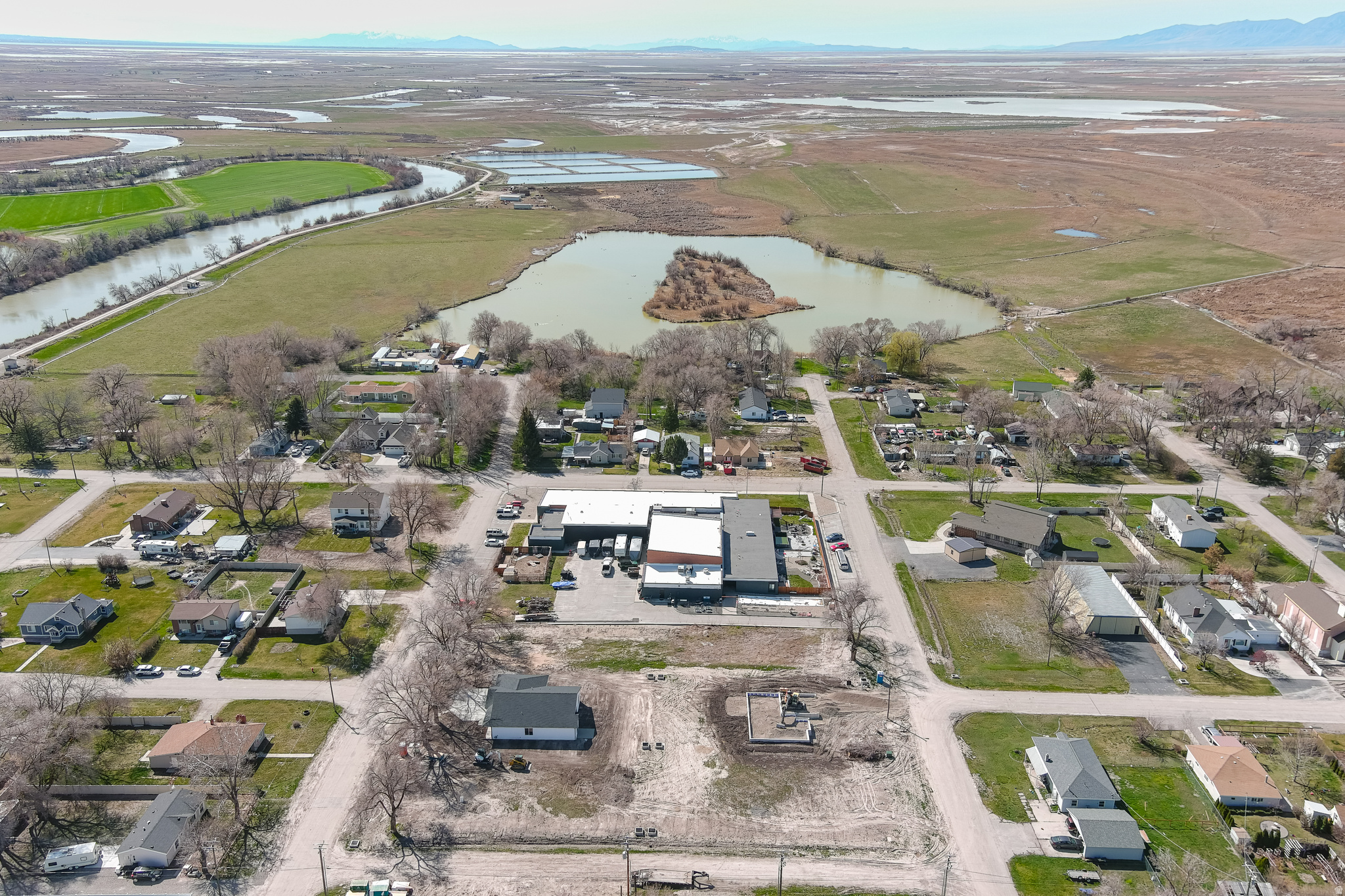 main property photo 20