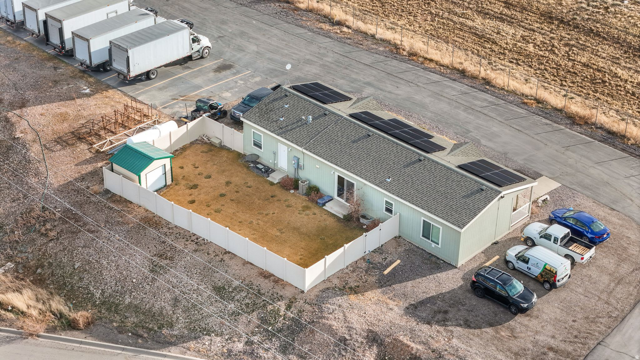 main property photo 16