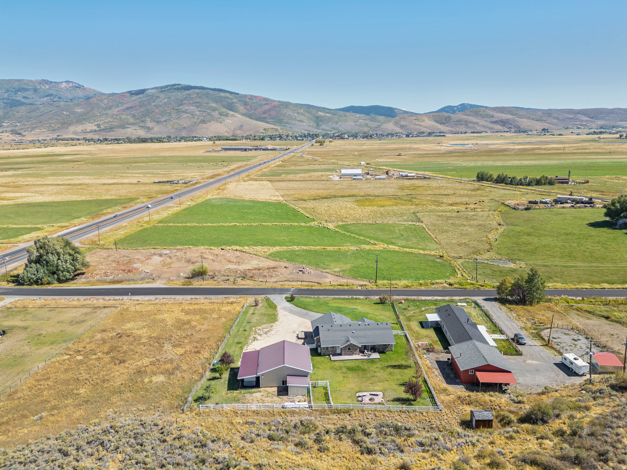 main property photo 4