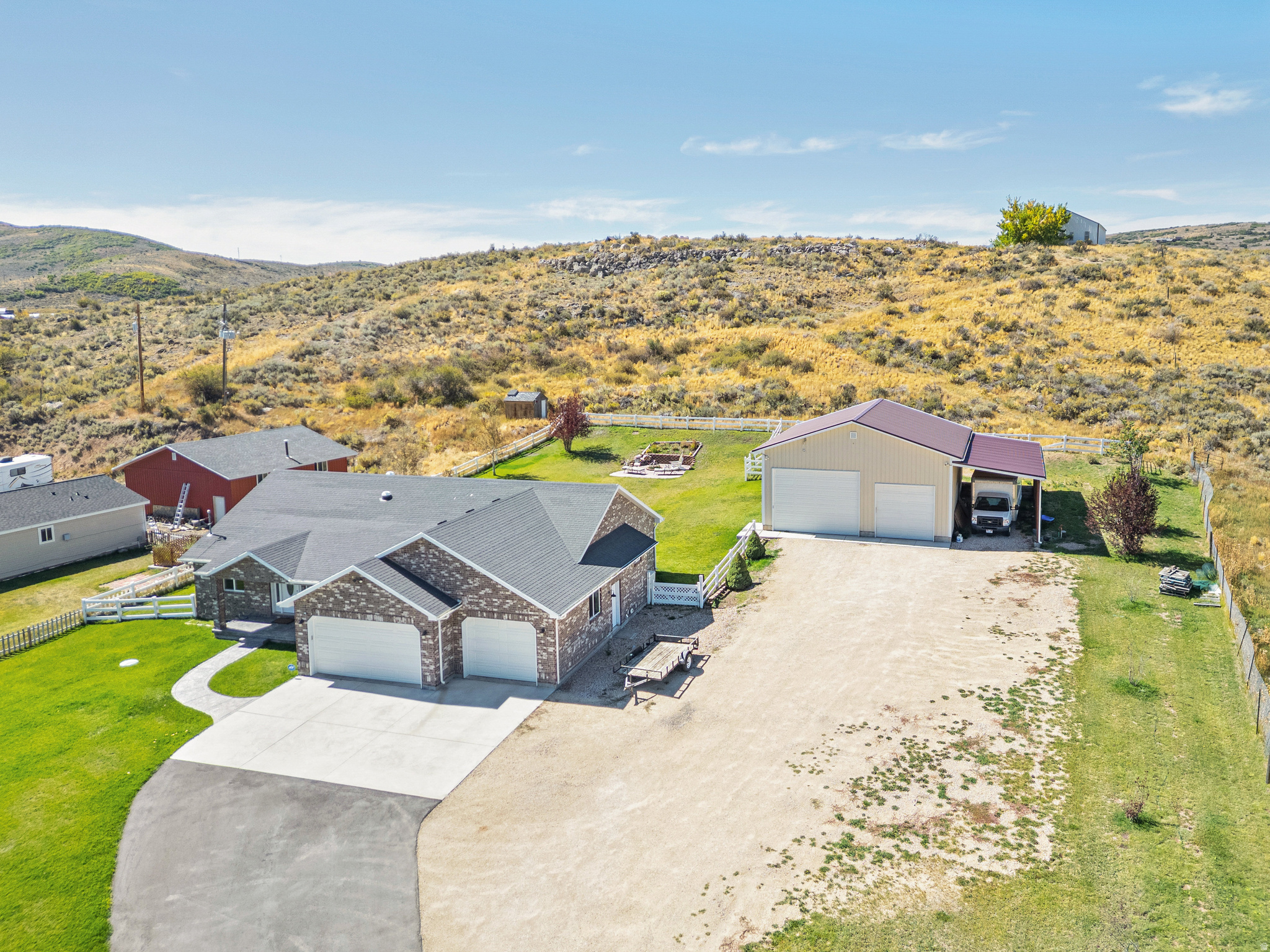 main property photo 6