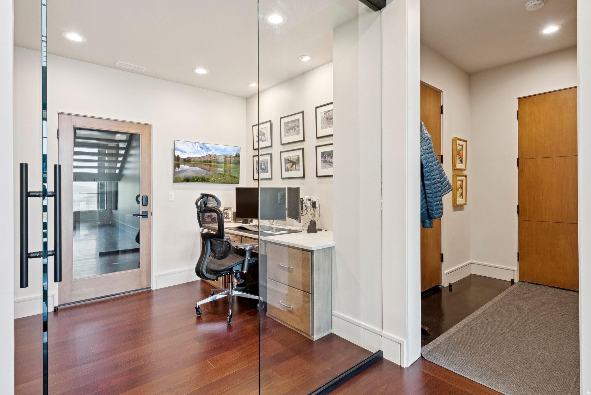 main property photo 45