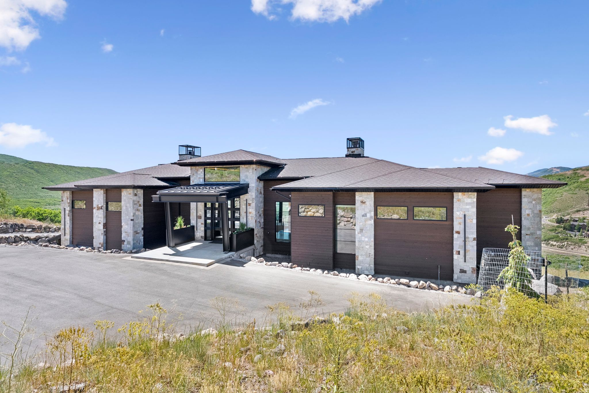 main property photo 58