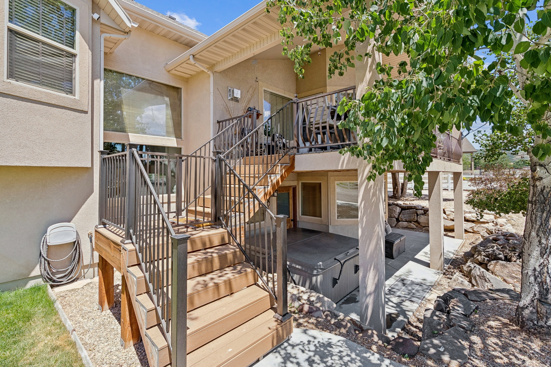 main property photo 60