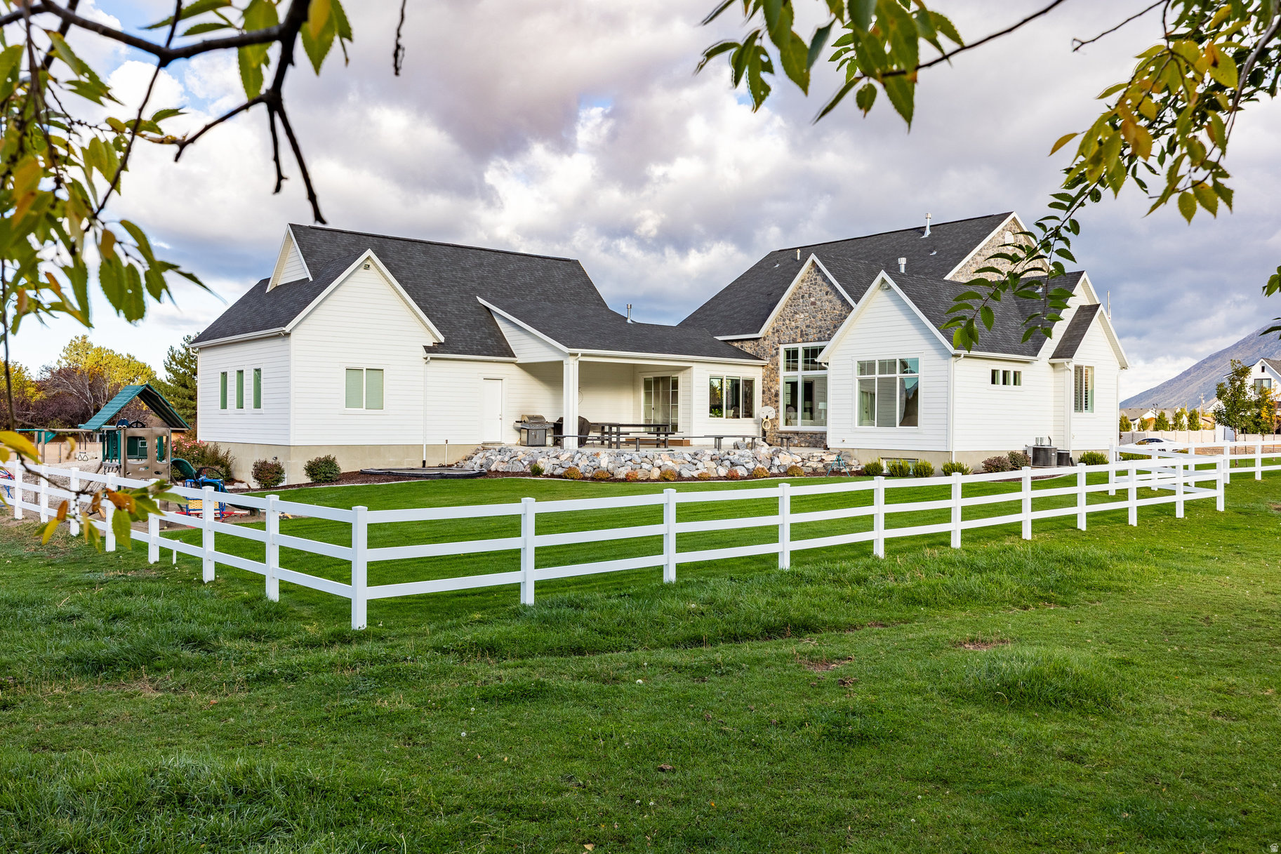main property photo 60