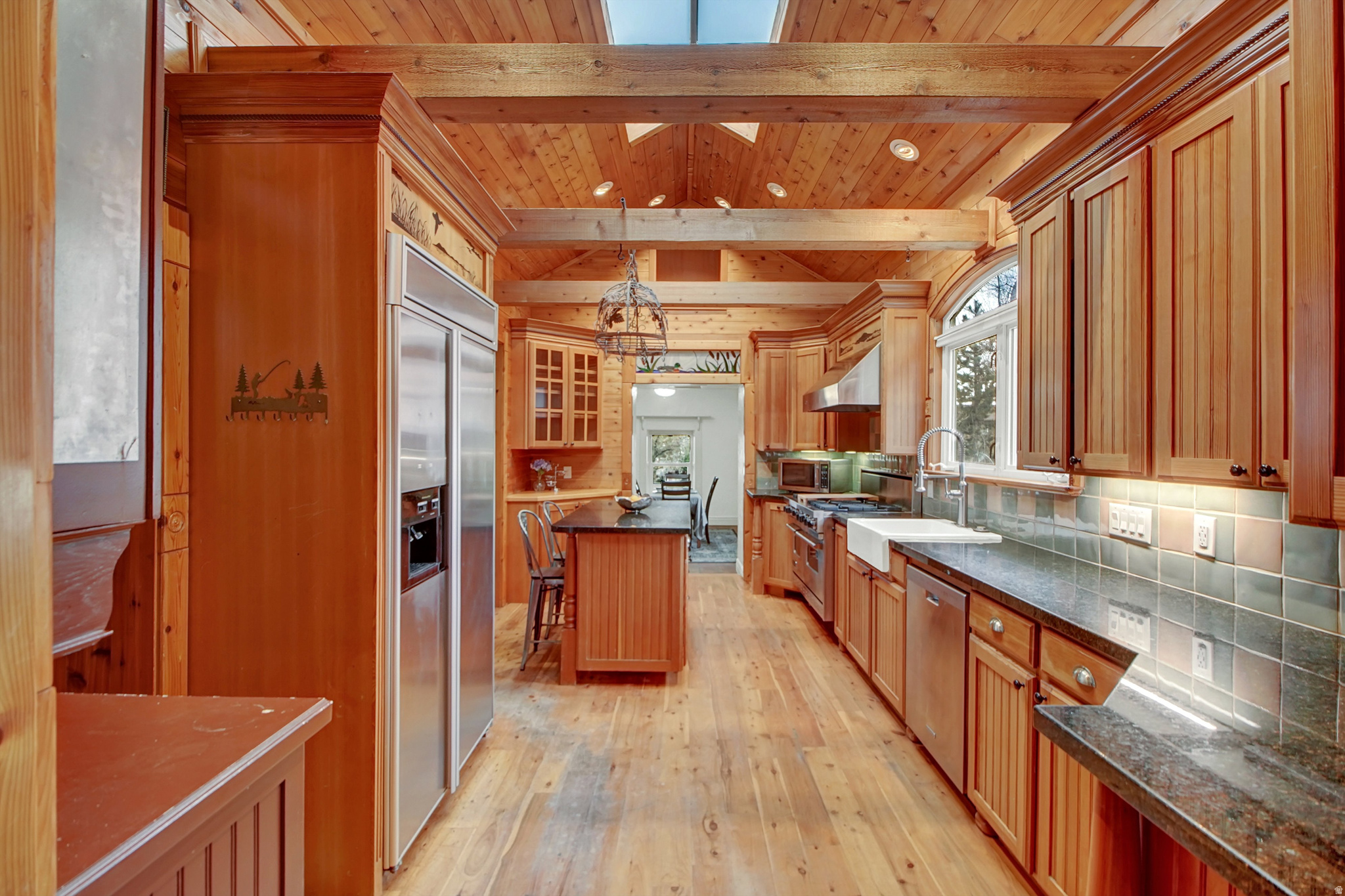main property photo 20
