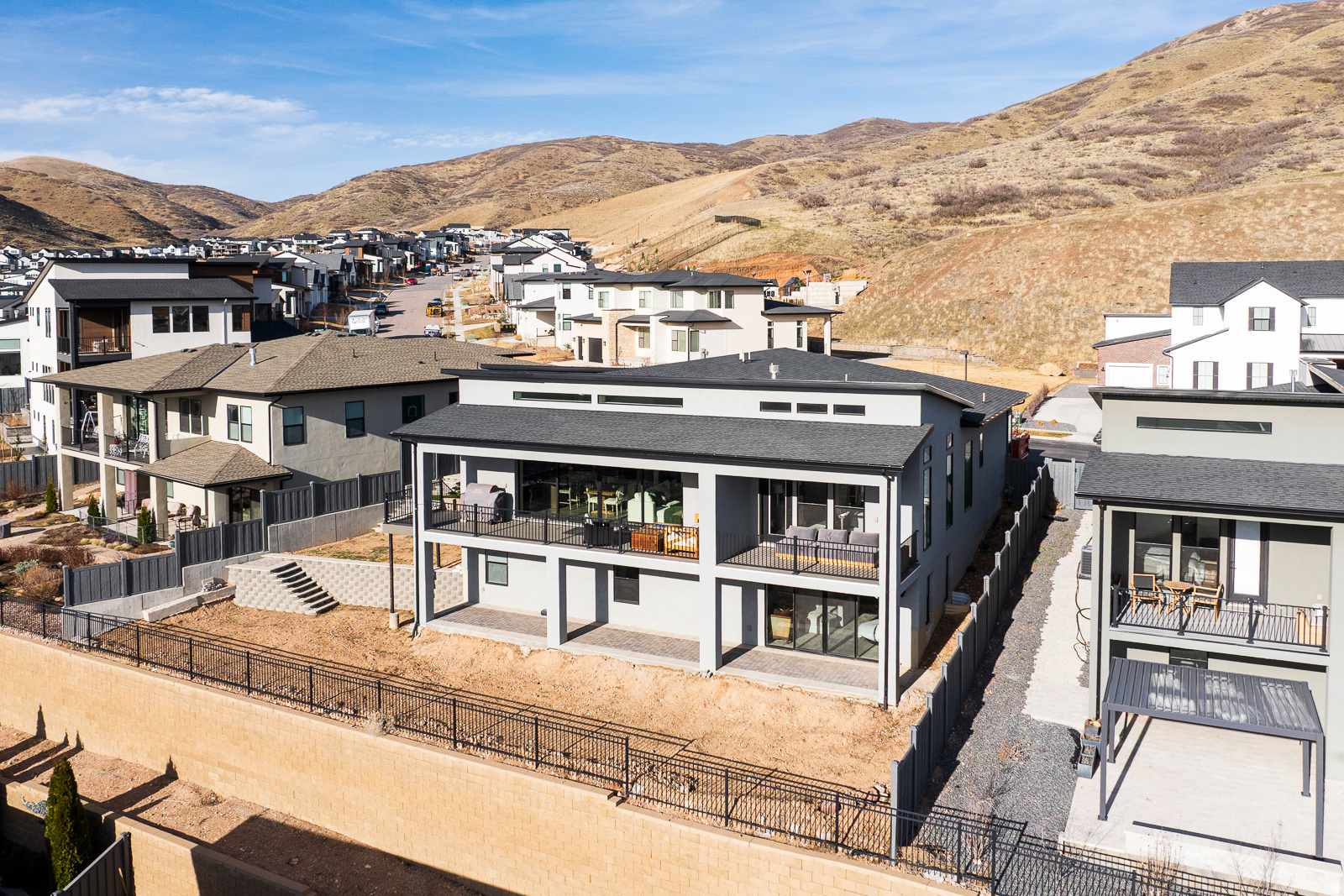 main property photo 60