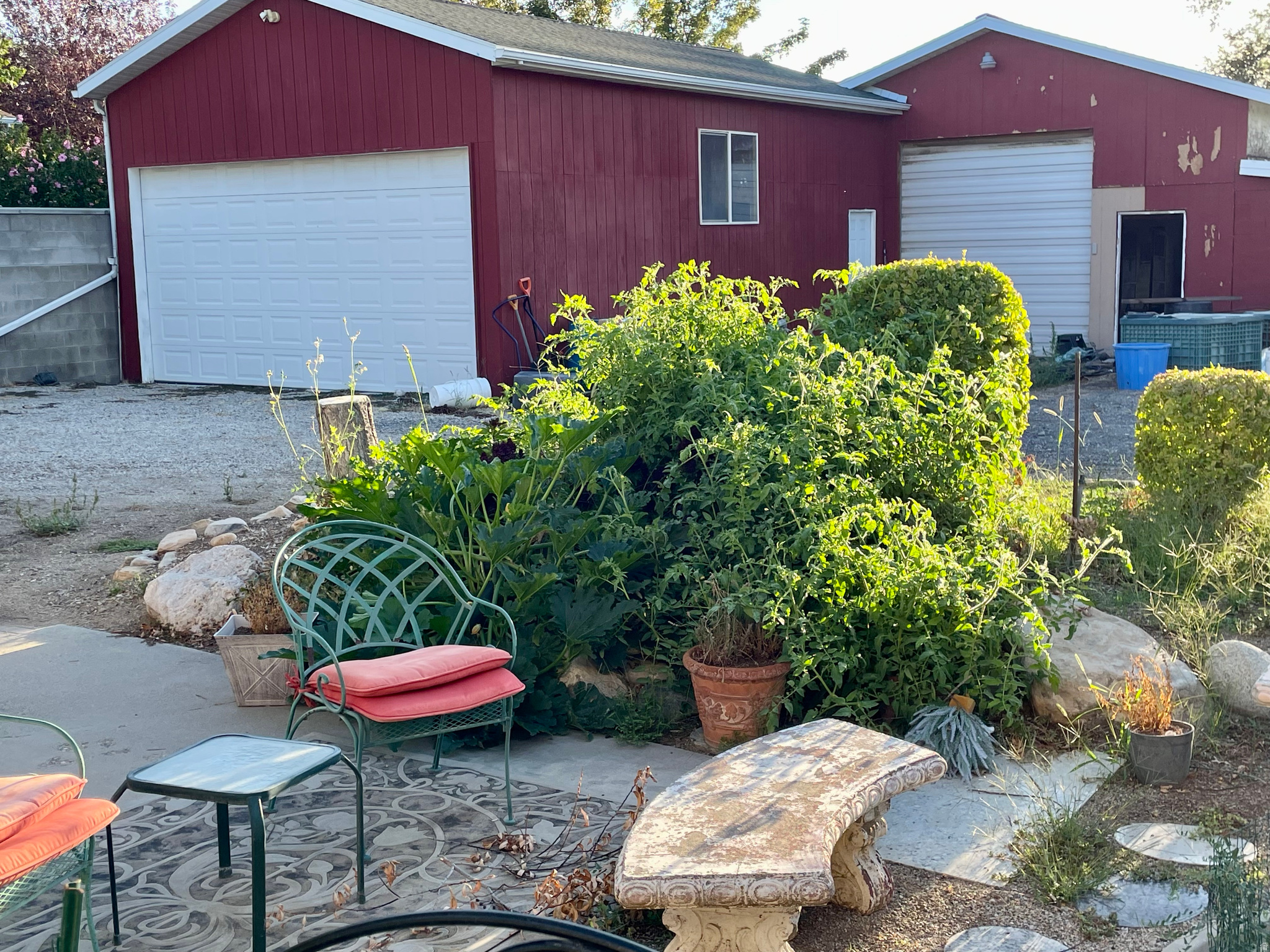 main property photo 23
