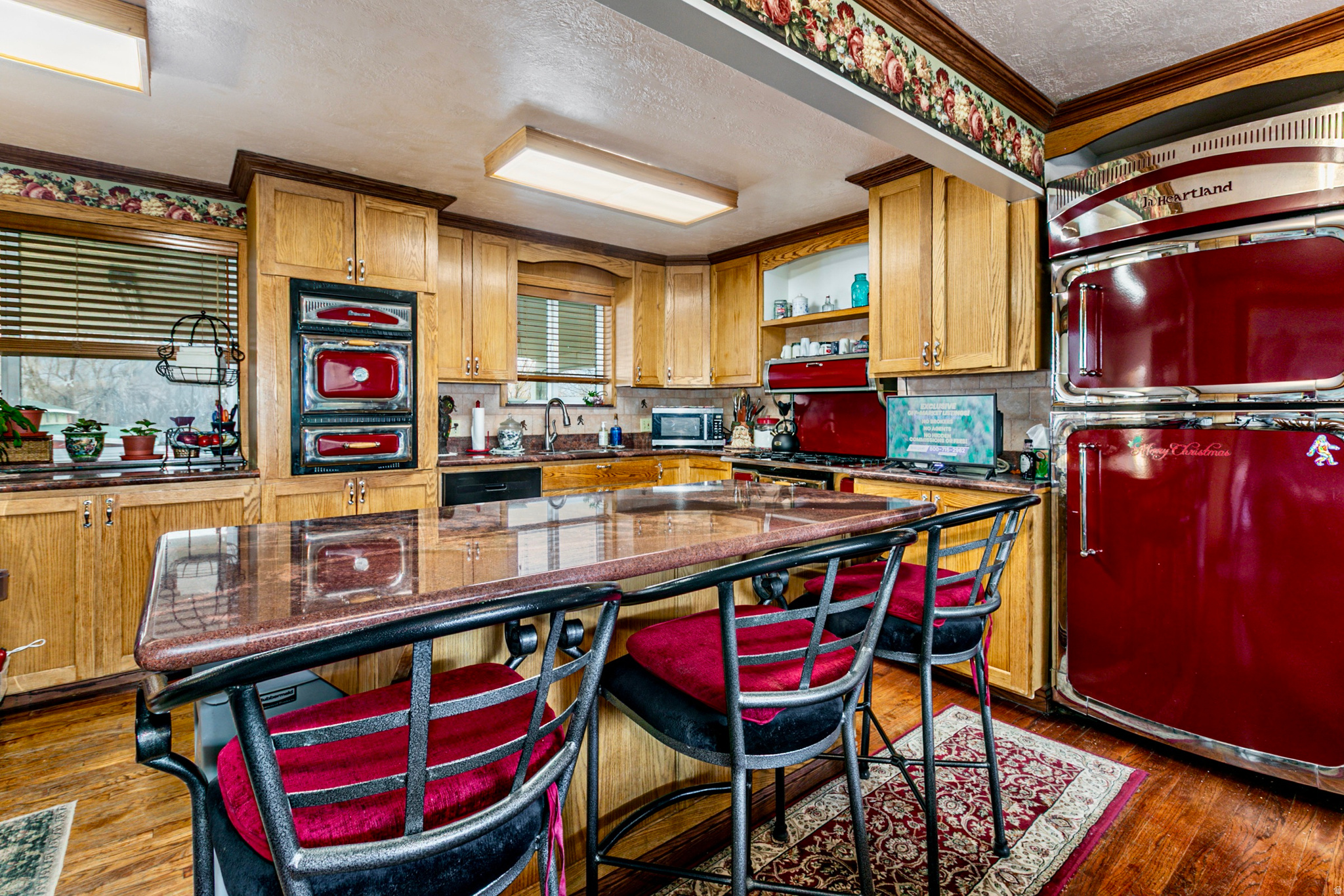 main property photo 5