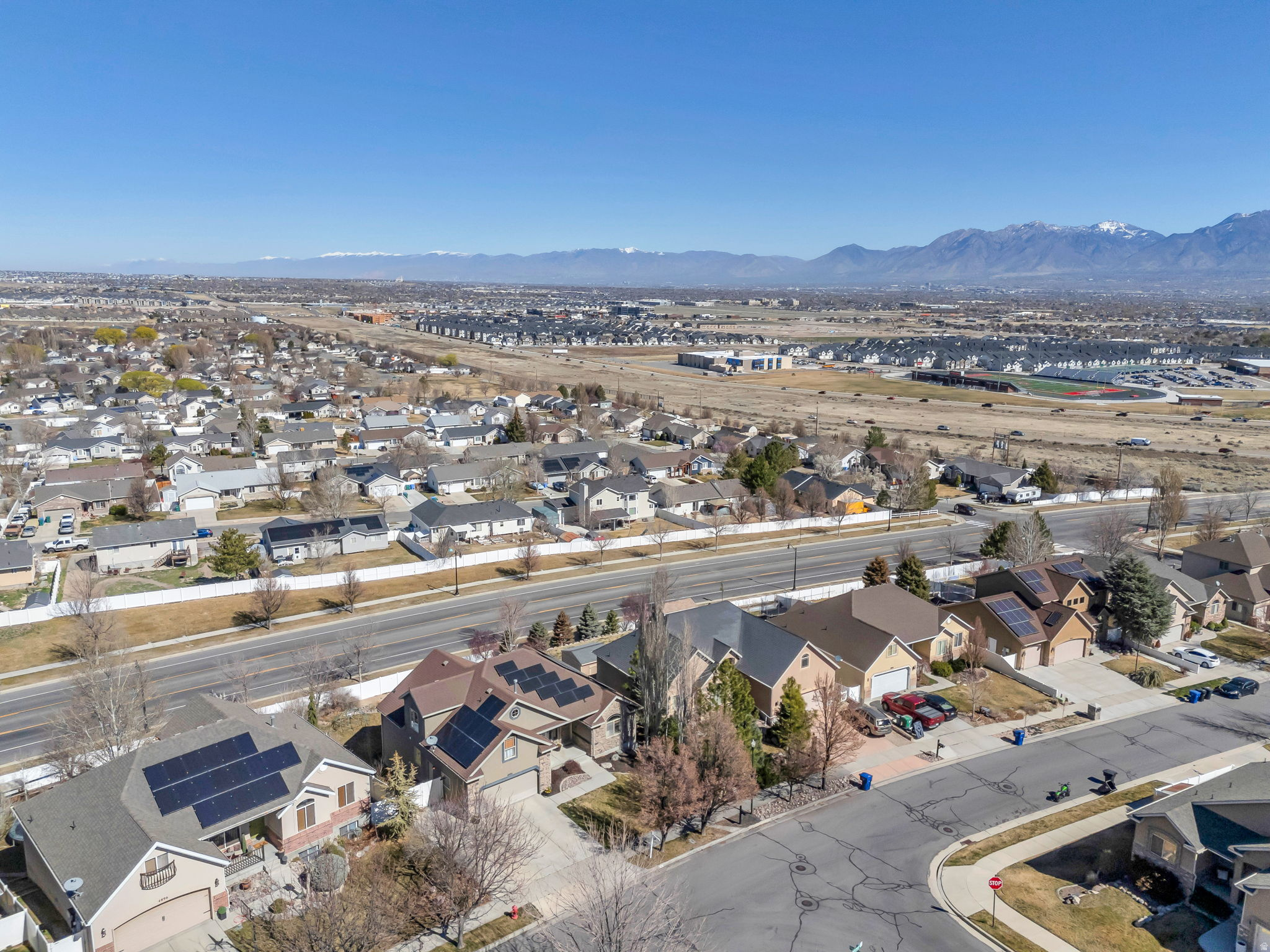 main property photo 37