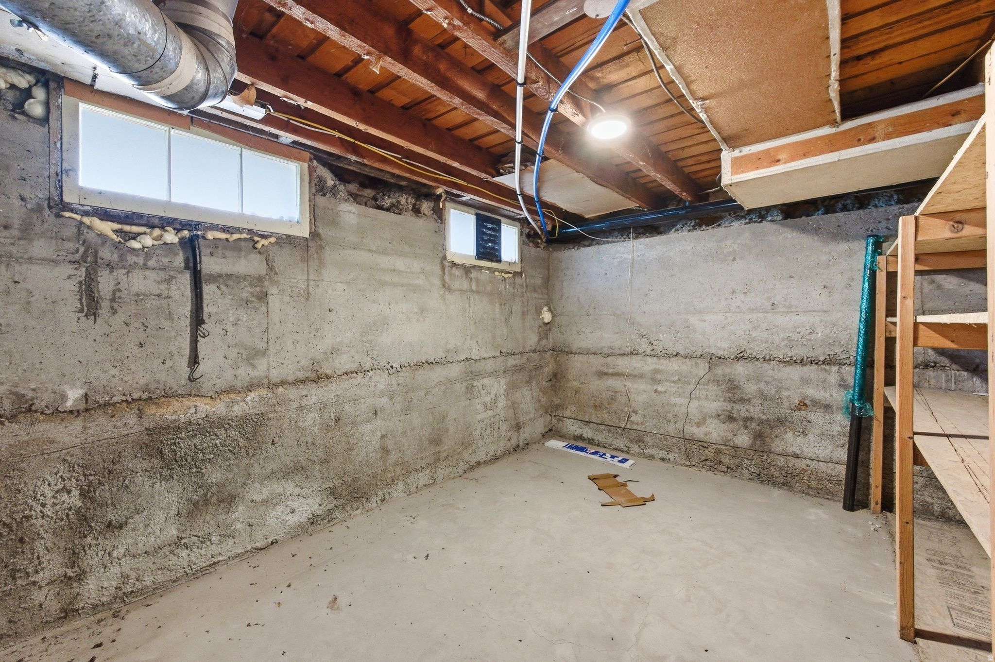 main property photo 38