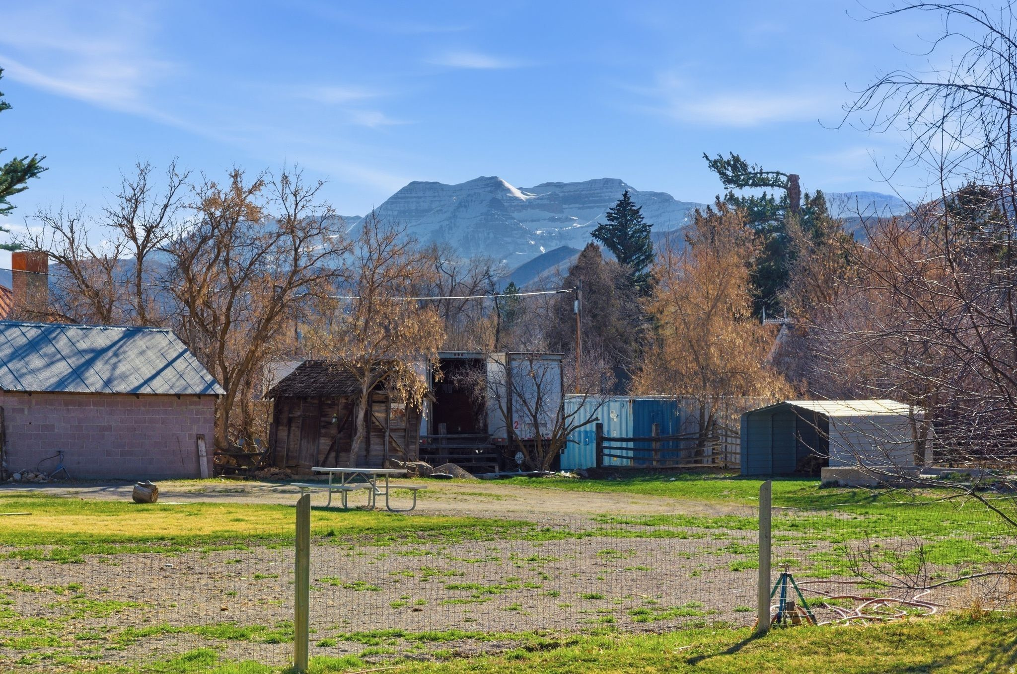 main property photo 7