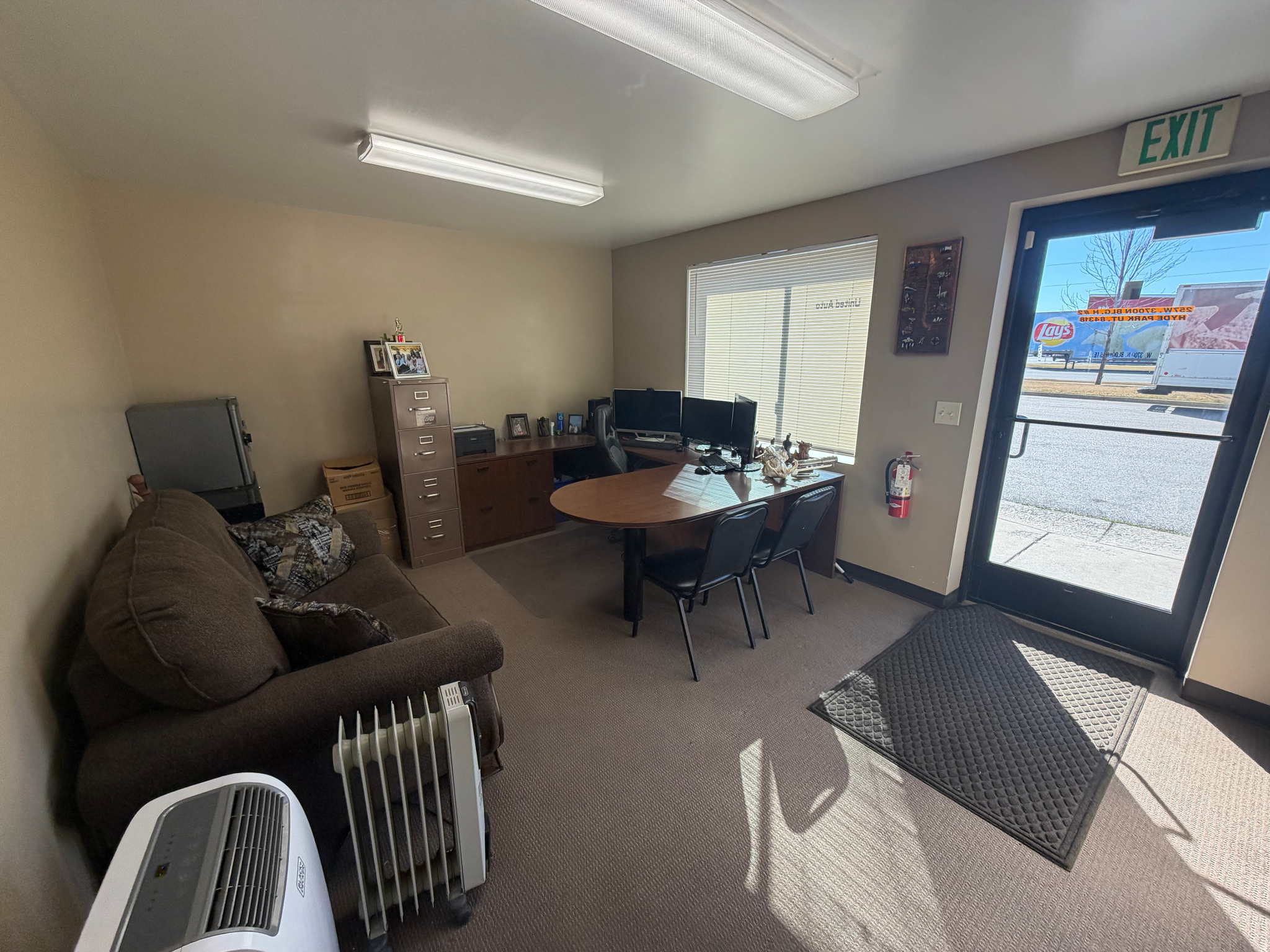 main property photo 7